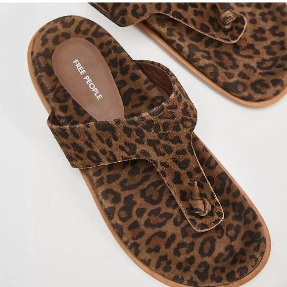 FREE PEOPLE Shoes - NEW FREE PEOPLE women's mika footbed sandals in leopard